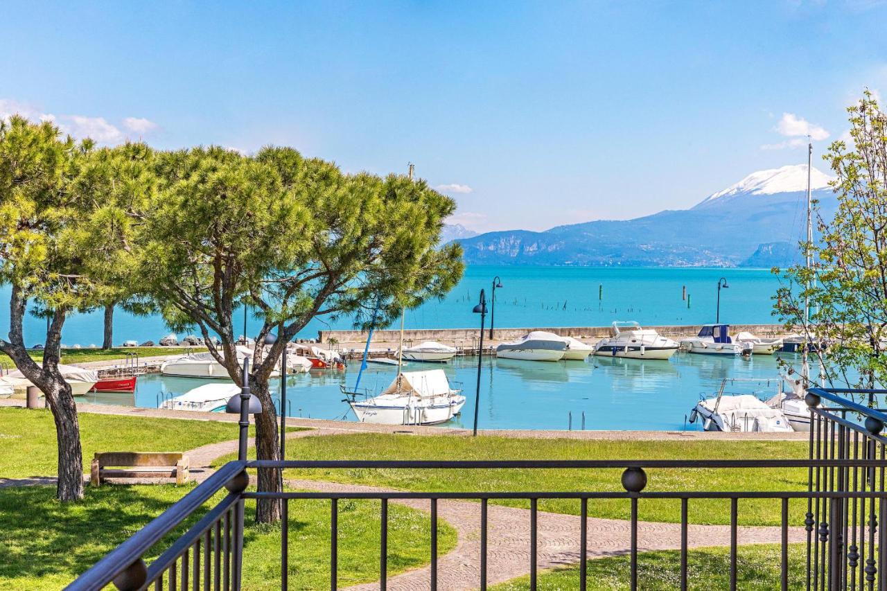 I Mosaici Apartments By Wonderful Italy Σιρμιόνε Εξωτερικό φωτογραφία
