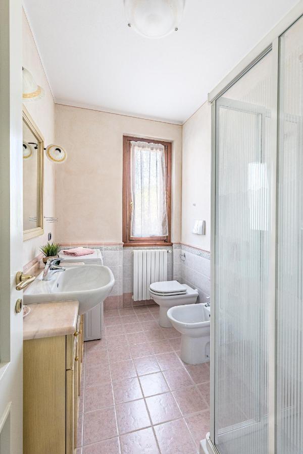 I Mosaici Apartments By Wonderful Italy Σιρμιόνε Εξωτερικό φωτογραφία