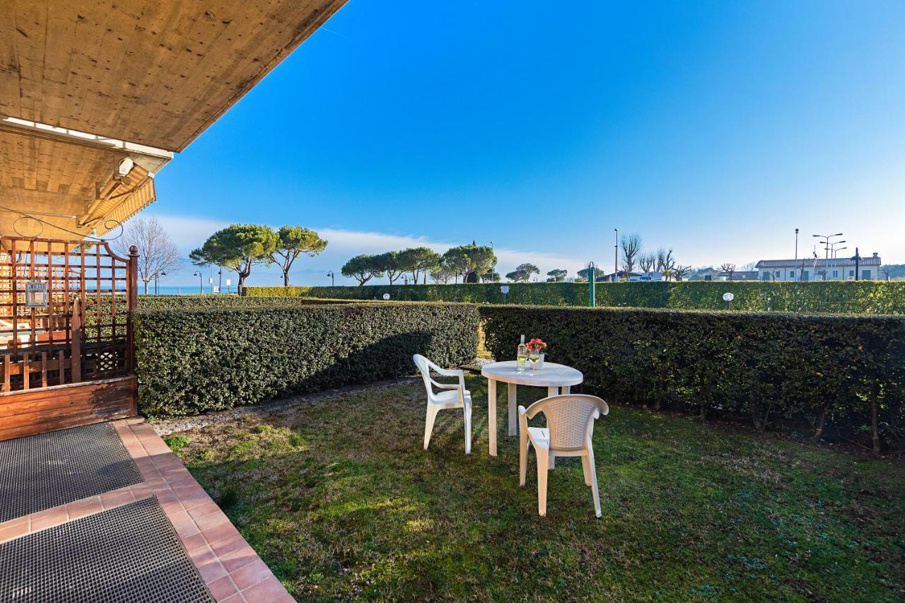 I Mosaici Apartments By Wonderful Italy Σιρμιόνε Εξωτερικό φωτογραφία